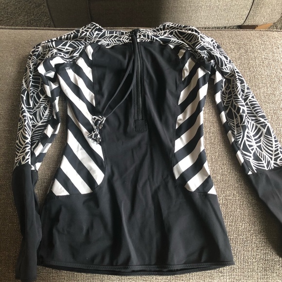 Lululemon top - Picture 1 of 5